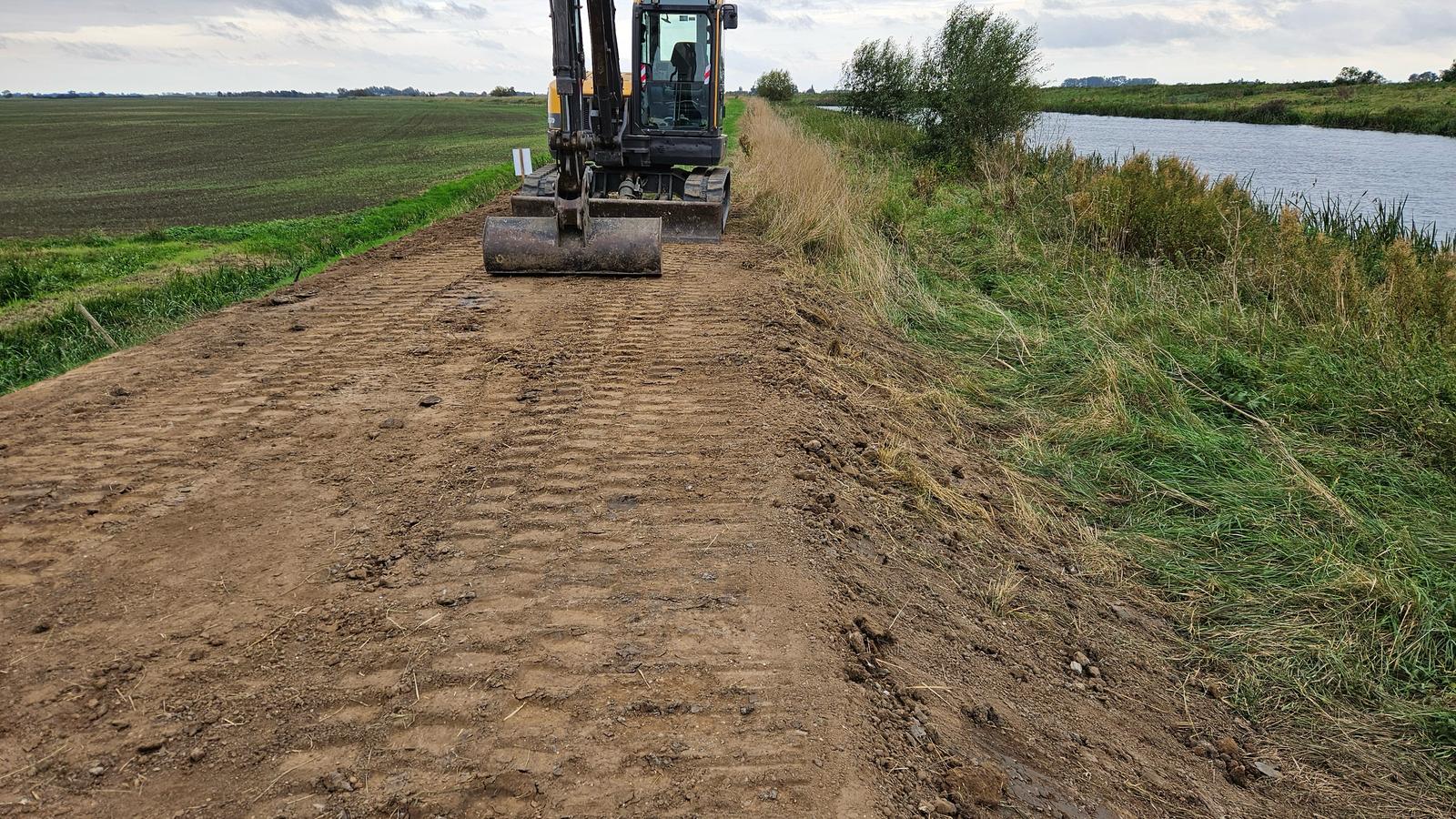Photo of repaired embankment - supporting image